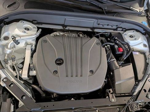 New 2026 Volvo XC60 B5 Plus w/ Climate Package image 19