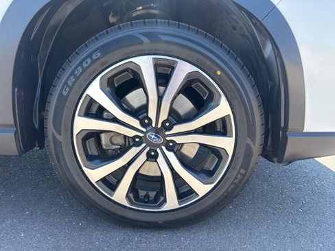 Used 2021 Subaru Forester Limited w/ Popular Package #3 AWD/4WD image 35