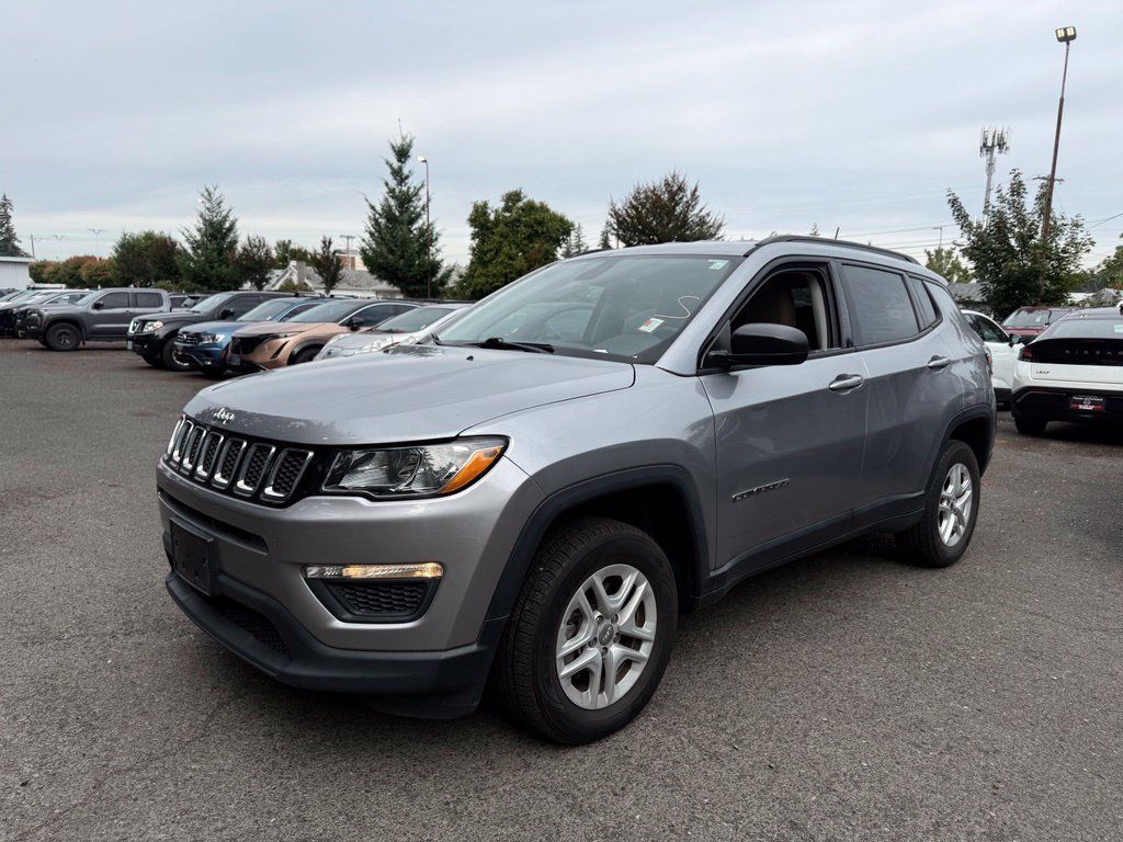 Used 2018 Jeep Compass Sport w/ Tech Group AWD/4WD image 1