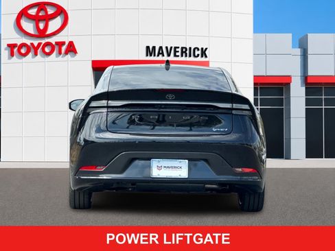 New 2026 Toyota Prius Plug-In Hybrid FWD image 4