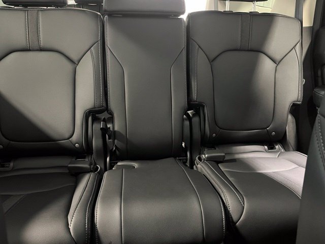Used 2026 Honda Pilot EX-L image 12