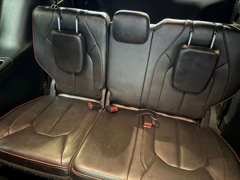 Used 2020 Chrysler Pacifica Limited image 35