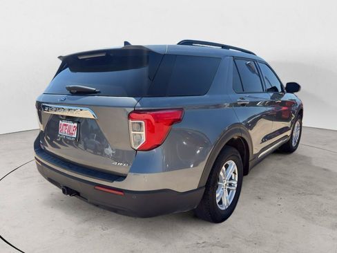 Used 2023 Ford Explorer XLT w/ Class IV Trailer Tow Package AWD/4WD image 6