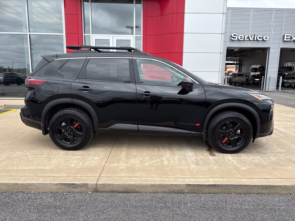 Used 2025 Nissan Rogue SV w/ Rock Creek Premium Package AWD/4WD image 6