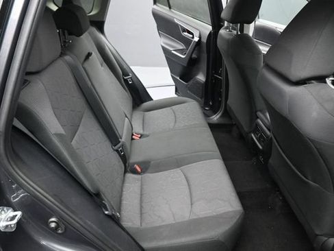 Used 2024 Toyota RAV4 XLE FWD image 16