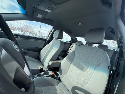 Used 2015 Hyundai Accent GLS image 18