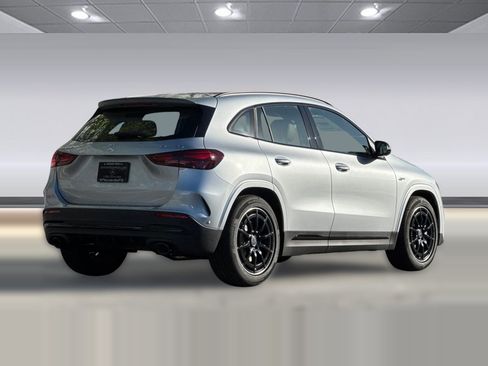 New 2026 Mercedes-Benz GLA 35 AMG 4MATIC image 8
