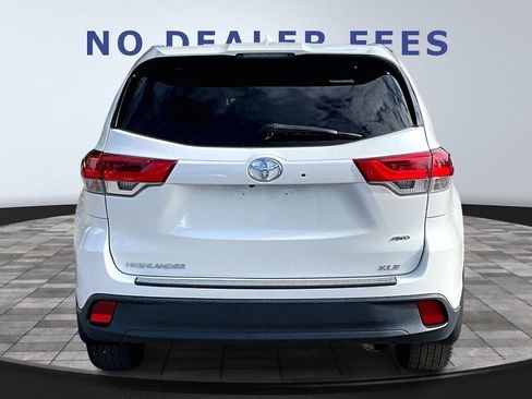 Used 2017 Toyota Highlander XLE image 5