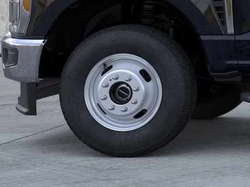 New 2026 Ford F350 4x4 Regular Cab DRW Super Duty image 19