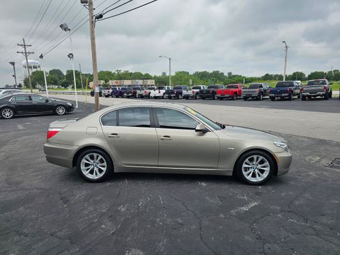 Used 2010 BMW 535i Sedan RWD image 4