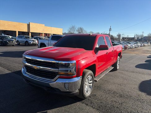 Used 2017 Chevrolet Silverado 1500 LT w/ All Star Edition image 7