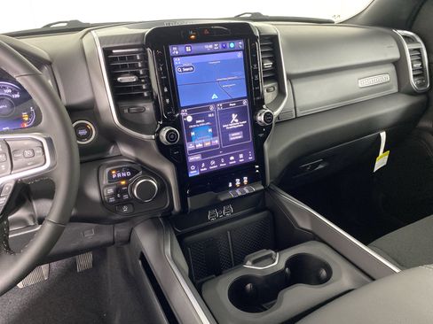 New 2026 RAM 1500 Big Horn AWD/4WD image 25