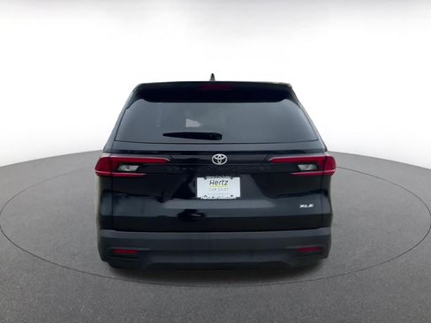 Used 2025 Toyota Grand Highlander FWD image 12