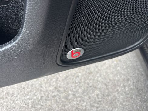 Used 2017 Dodge Charger SXT w/ Rallye Group RWD image 21