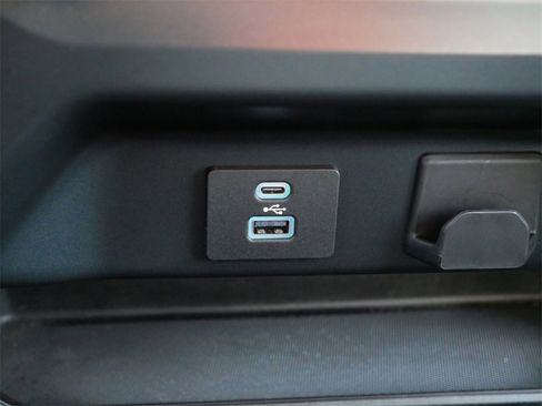 Certified 2022 Ford F150 XLT w/ XTR Package image 24