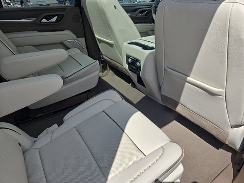 Used 2021 GMC Yukon Denali image 11