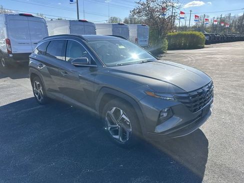 Used 2022 Hyundai Tucson Limited AWD/4WD image 11