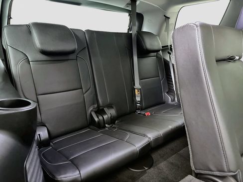 Used 2018 Chevrolet Tahoe LT w/ Luxury Package AWD/4WD image 28