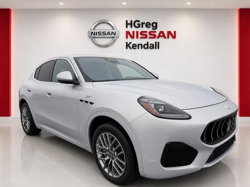 Used 2024 Maserati Grecale GT AWD/4WD image 8