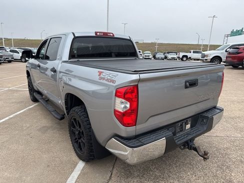 Used 2019 Toyota Tundra SR5 w/ SR5 Upgrade Package image 8