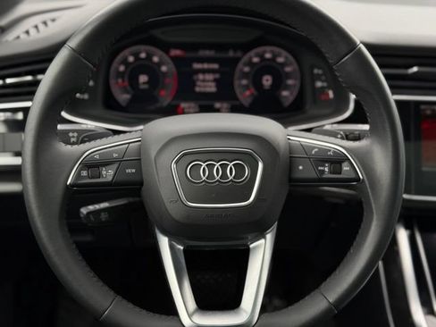 Used 2020 Audi Q7 3.0T Premium w/ Convenience Package AWD/4WD image 24