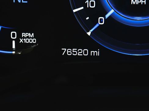 Used 2017 Cadillac Escalade Luxury image 20