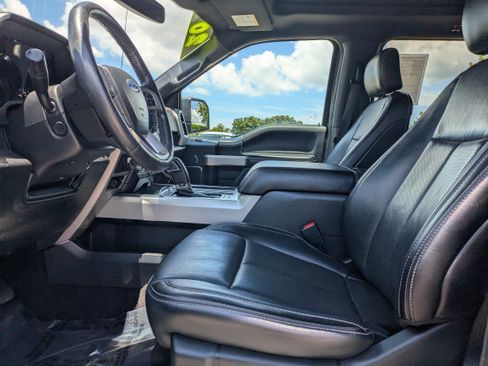 Used 2020 Ford F150 Lariat w/ Equipment Group 502A Luxury AWD/4WD image 29