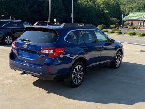Used 2016 Subaru Outback 3.6R Limited AWD/4WD image 5