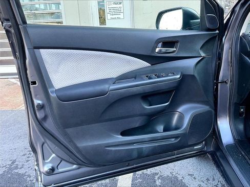 Used 2016 Honda CR-V EX image 9