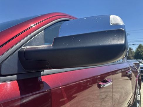 Used 2022 RAM 1500 Laramie AWD/4WD image 52
