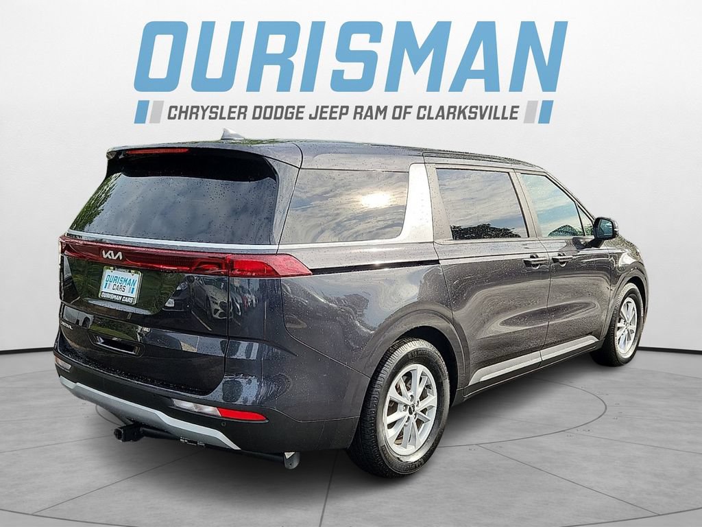 Used 2024 Kia Carnival LX FWD image 6