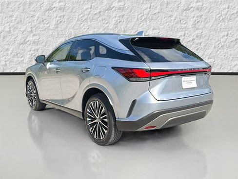 Used 2023 Lexus RX 350 Premium Plus w/ Cold Area Package FWD image 5