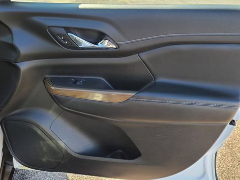 Used 2020 GMC Acadia SLE w/ Driver Convenience Package image 22