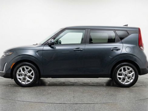 Used 2025 Kia Soul LX w/ LX Technology Package image 5