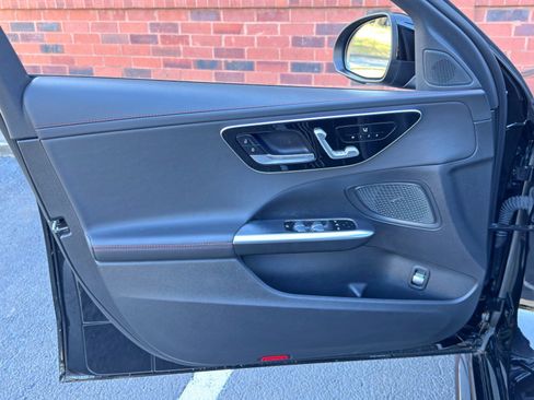 Used 2024 Mercedes-Benz C 43 AMG 4MATIC Sedan image 43