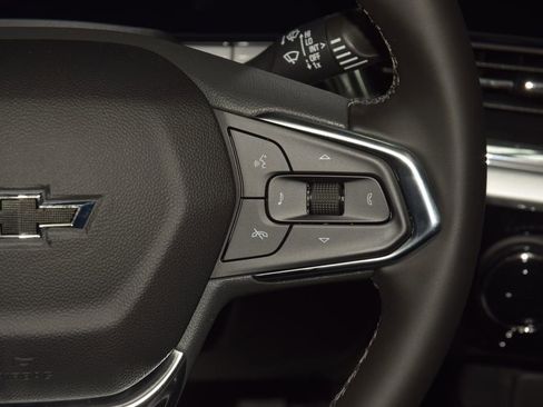 New 2026 Chevrolet Trax LT w/ Midnight Edition FWD image 36