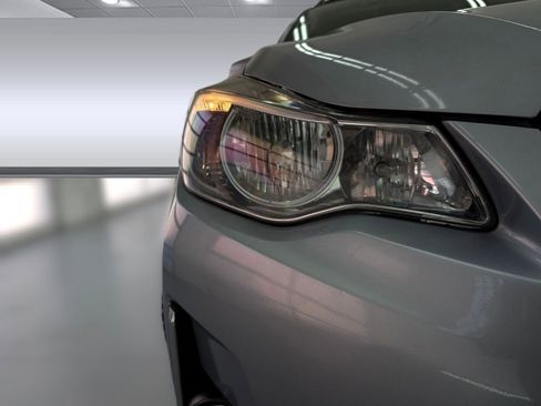 Used 2016 Subaru Crosstrek 2.0i Premium image 10