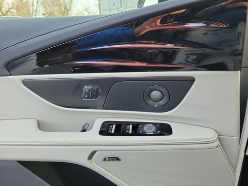 New 2026 Lincoln Nautilus Premier w/ Equipment Group 102A image 18