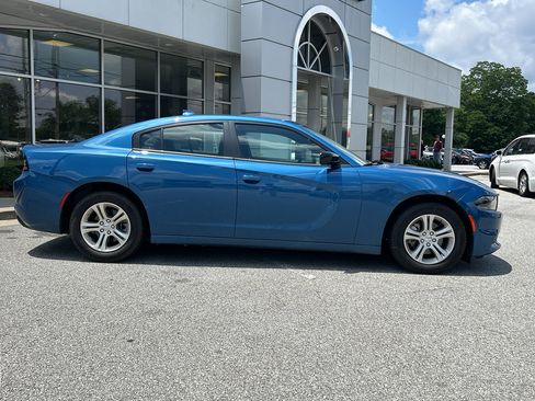 Used 2023 Dodge Charger SXT image 3