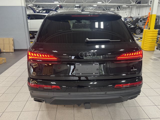 Used 2026 Audi Q7 3.0T Premium Plus w/ Premium Plus Package AWD/4WD image 6