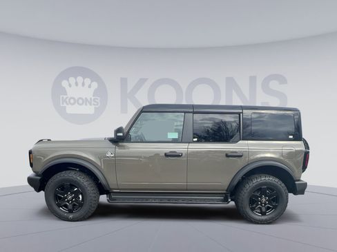 New 2025 Ford Bronco Outer Banks image 2