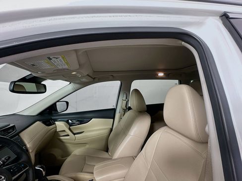 Used 2020 Nissan Rogue SL w/ Premium Package FWD image 22