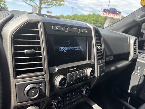Used 2020 Ford F150 Raptor w/ Equipment Group 802A Luxury AWD/4WD image 26