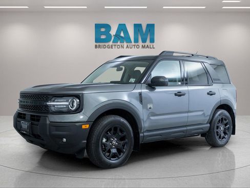 Used 2025 Ford Bronco Sport Big Bend w/ Convenience Package AWD/4WD image 3