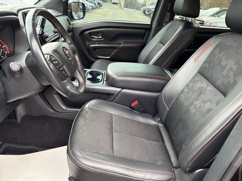 Used 2020 Nissan Titan PRO-4X image 11