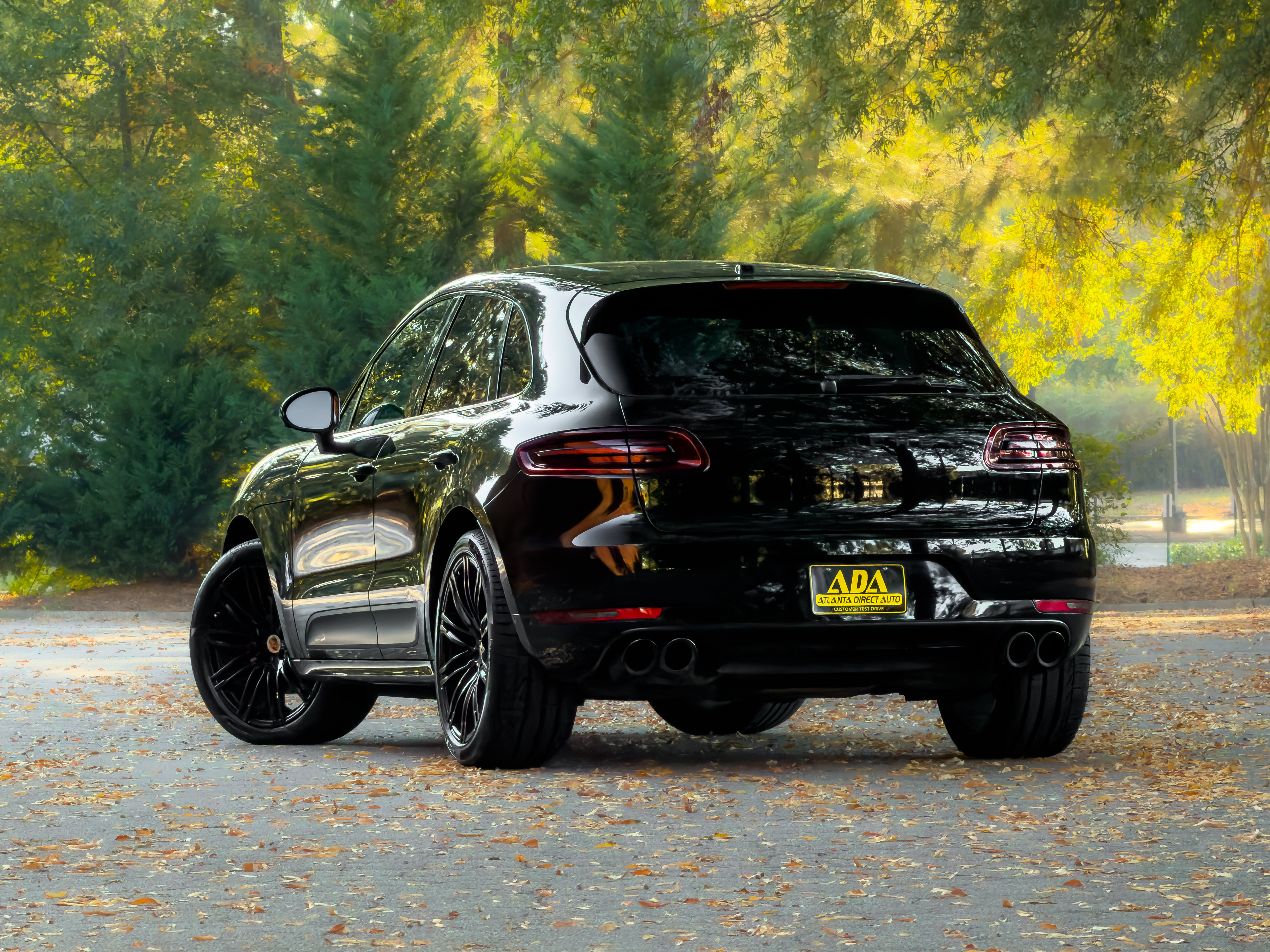 Used 2018 Porsche Macan GTS AWD/4WD image 3