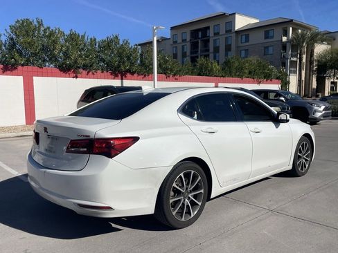 Used 2015 Acura TLX V6 image 2