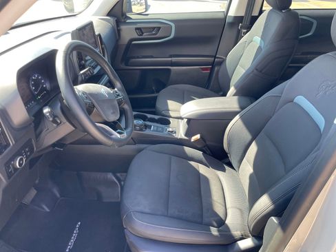 Used 2024 Ford Bronco Sport Badlands image 9