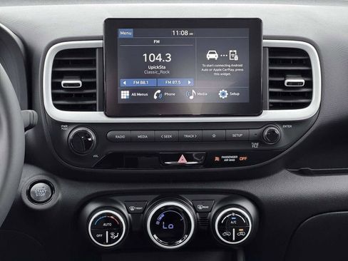New 2026 Hyundai Venue SEL FWD image 19