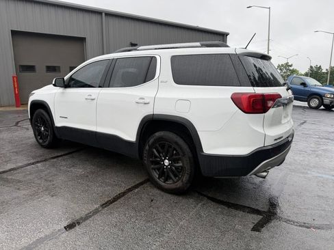 Used 2018 GMC Acadia SLT AWD/4WD image 2